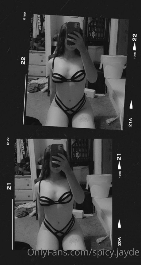 Spicy Jayde Spicyjayde star du porno gratuit des photos
