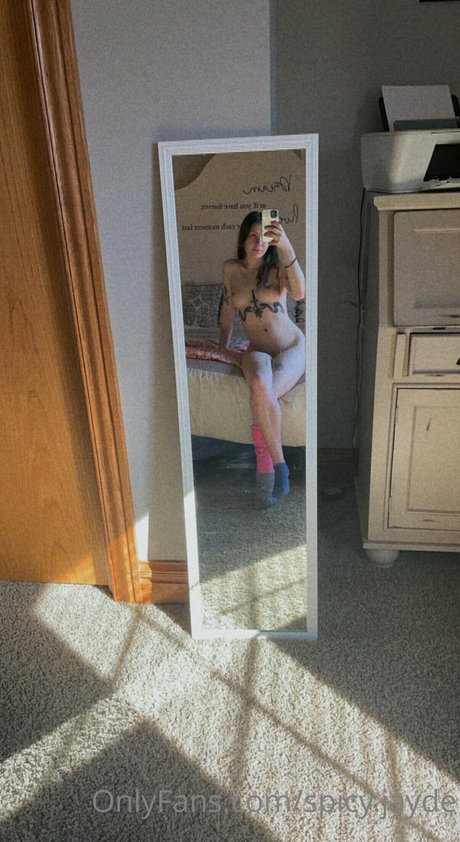 Spicy Jayde Spicyjayde étoile xxx photos