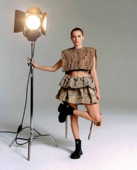 Zoey Deutch actrice érotique photos