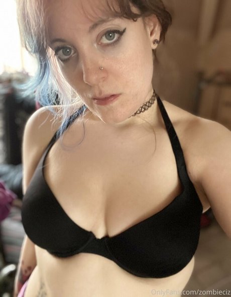zombieciz star érotique collection