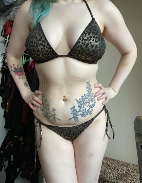 chatte chauve onlyfans gratuit parfait images