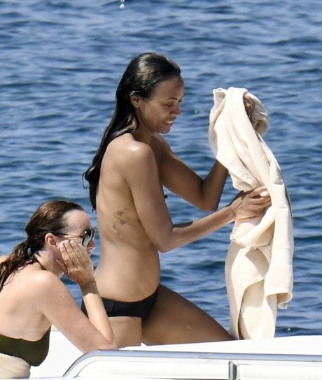 Zoe Saldana top star image