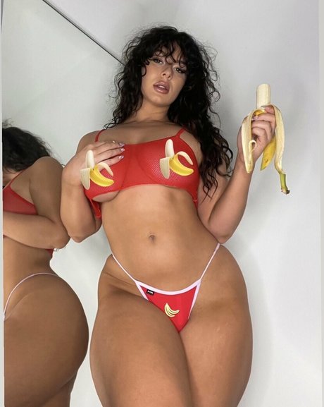 zoereneaonlyfans modèle chaud image