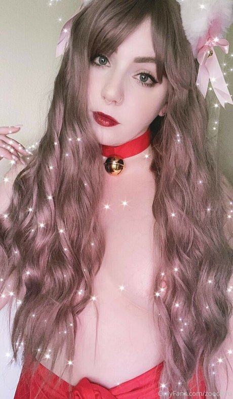 ZoeCatfu nus star du porno galerie