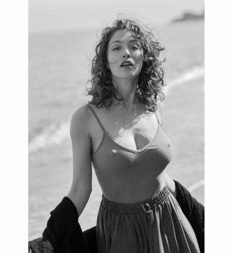 Zoe Camille modèle hd img