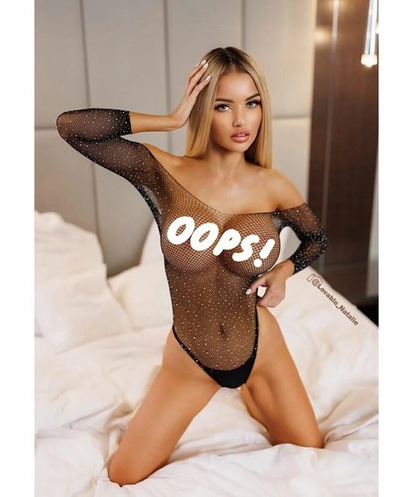 zetesis1727 modèle chaud images