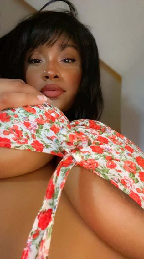 Zentatas star du porno adulte galerie