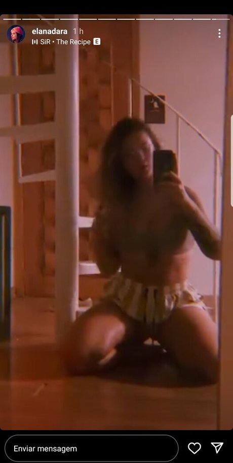 Elana Dara modèle pornographique photos