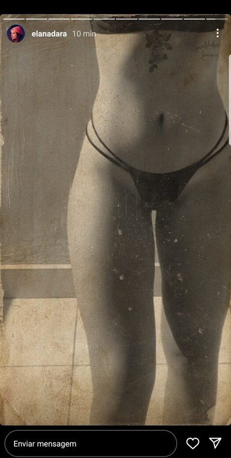 Elana Dara beau modèle des photos