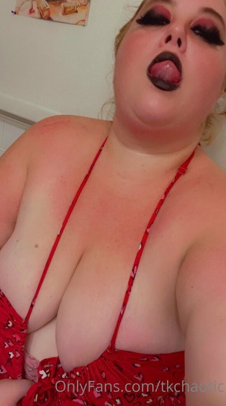 tkchaotic étoile xxx photos