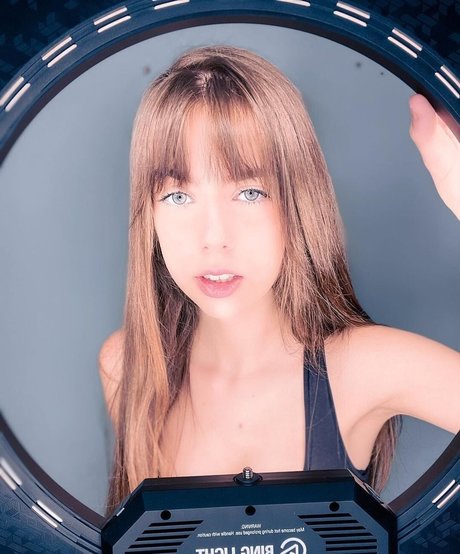 IJenz haut modèle photos