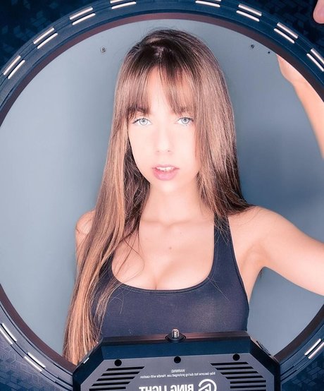 IJenz nus de stars du porno image