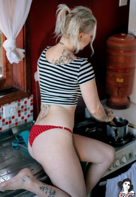 Valentina Fellina modèle gratuit collection