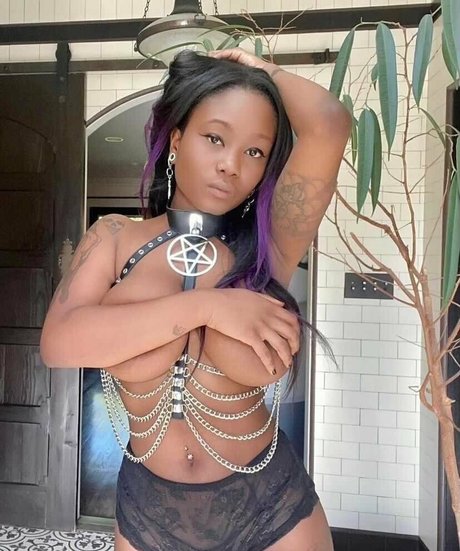 blackheartburlesque actrice de sexe archive