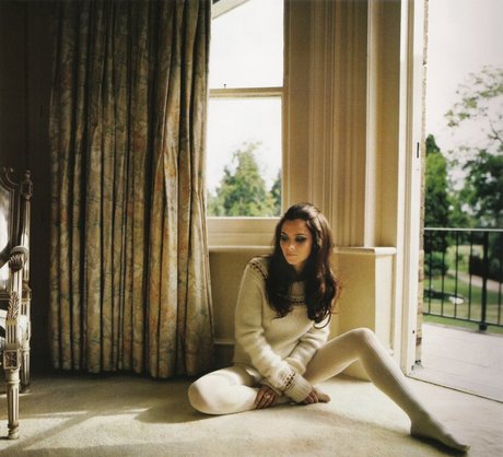 Anna Friel actrice adulte image