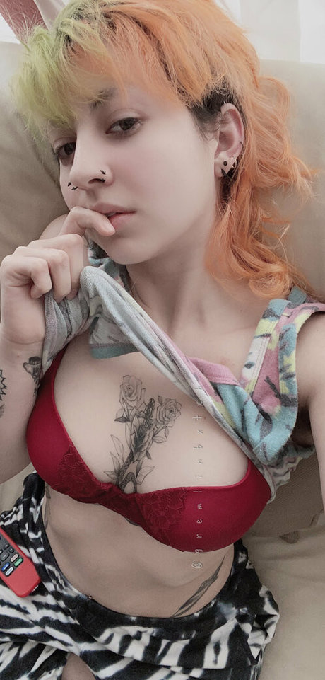 Gremlinbxtch actrice libre photos