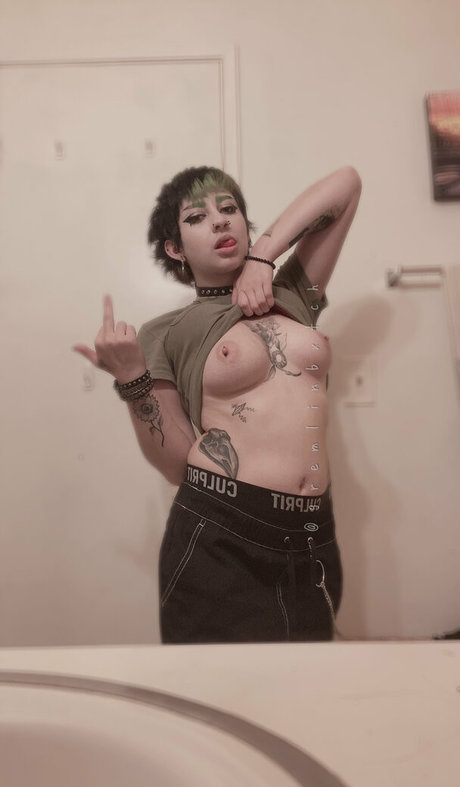 Gremlinbxtch étoile sexy images