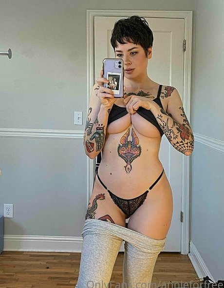 Anisa Jomha modèle joli images