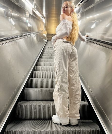 Sophia Diamond top star photo