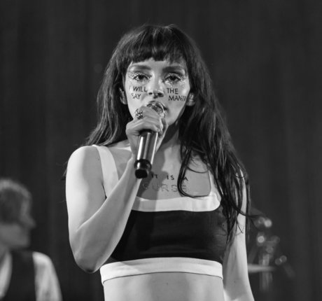 Lauren Mayberry star du porno gratuite archive