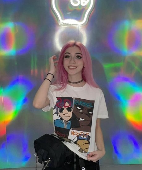 Iluvmeww étoile nue img