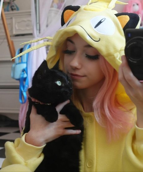 Iluvmeww art star du porno photo