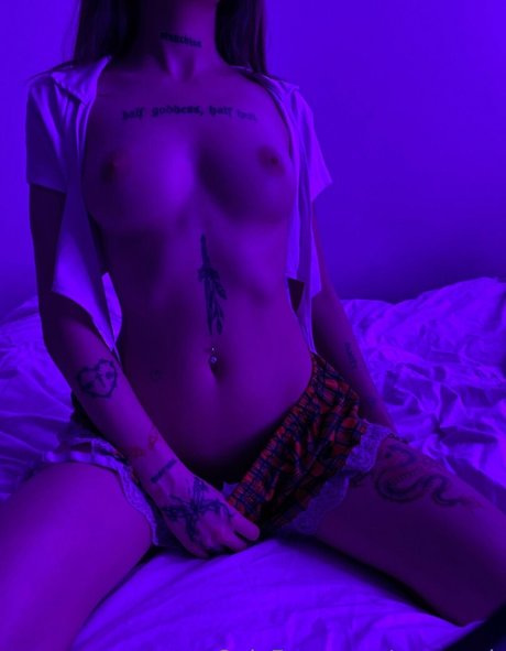 u munch actrice érotique photos