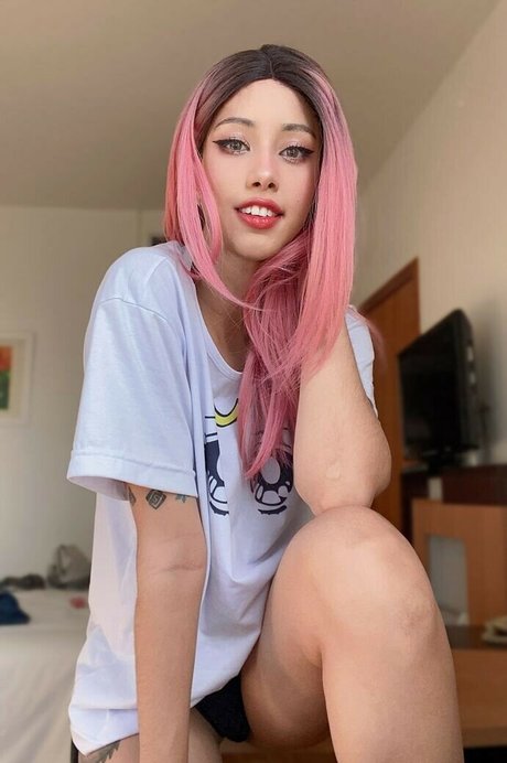 Magic Phyra actrice xxx des photos