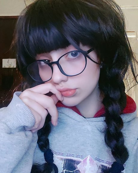 Agatha domen_ étoile adulte image