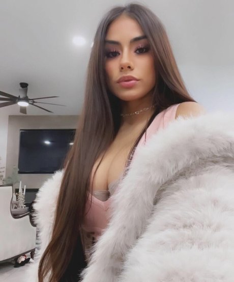 Noheli_ top star img