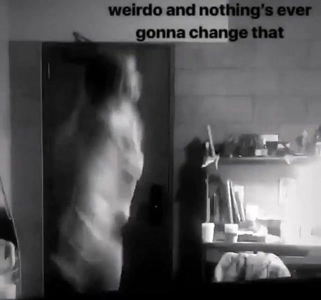 Willow Shields actrice nue photos