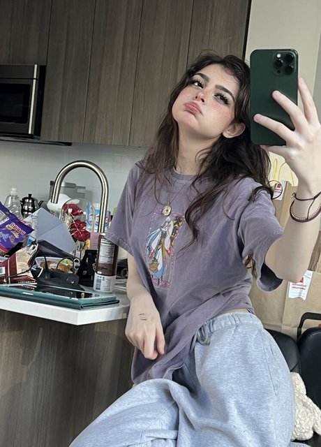 Aruuu modèle hd collection