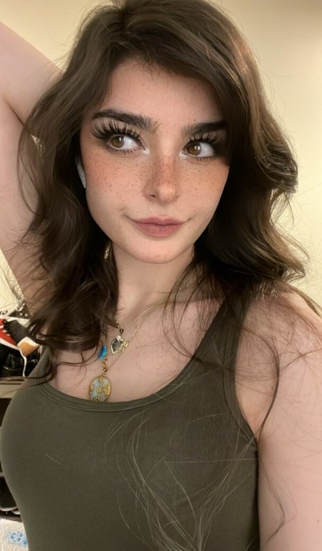 Aruuu belle actrice archive