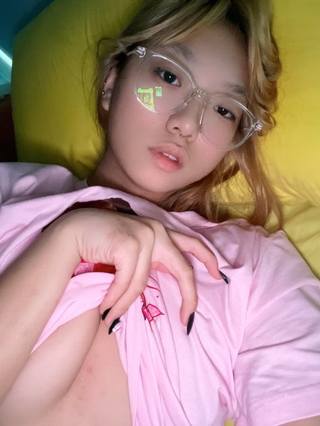 gros clitoris uniquementfans beau meilleur photos