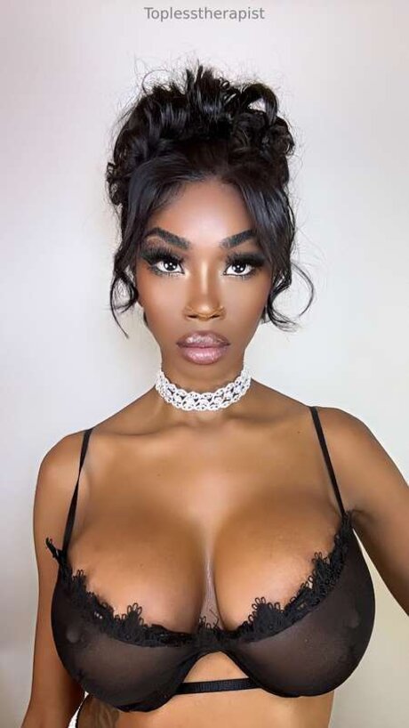 Toplesstherapist Profilfoto