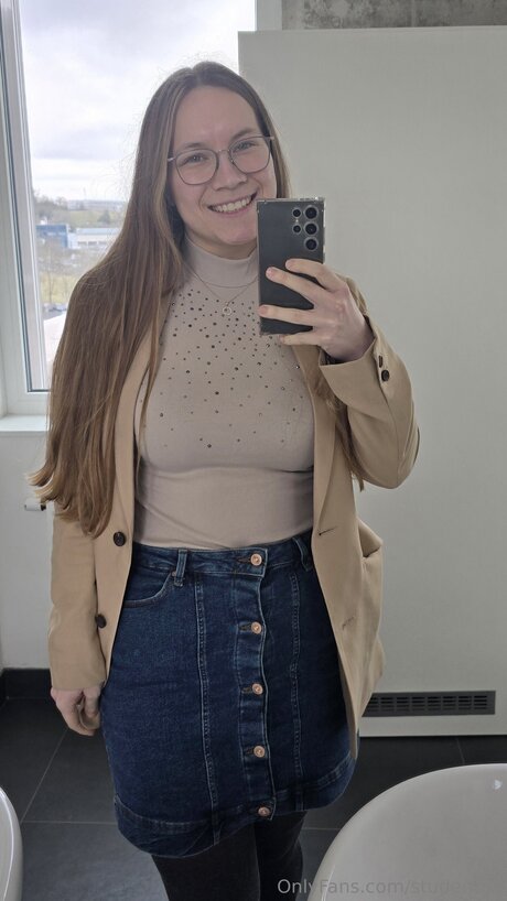 Studentmi modèle pornographique galerie