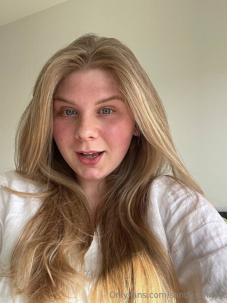 Sandysunnyy star du porno parfaite photos