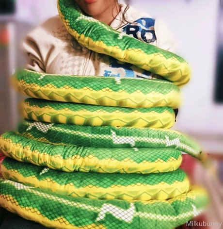 Milkubunny star du porno galeries