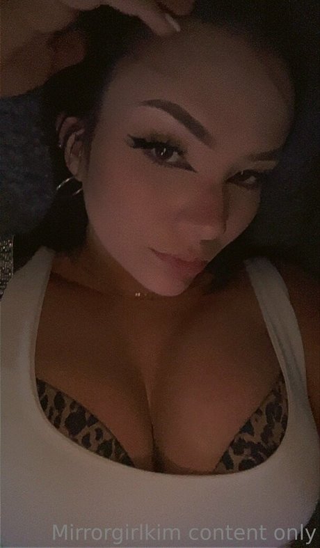 Mirrorgirlkim haut étoile photos