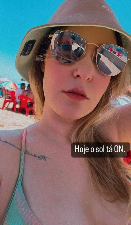 Nahzinhaa star du porno sexy galerie