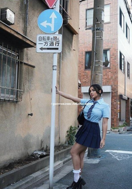 équitation accroupie uniquementfans haut img