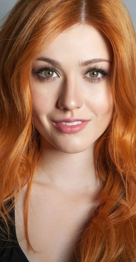 Katherine McNamara actrice sexy photo