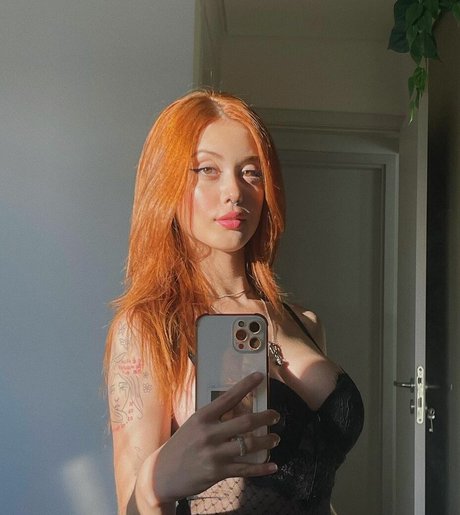 Ananda Morais meilleure star du porno image