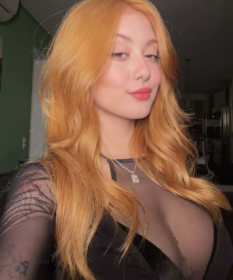 blonde étudiante onlyfans meilleur pornographique photo