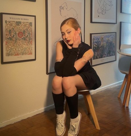 doigté ébène onlyfans plutôt meilleur img