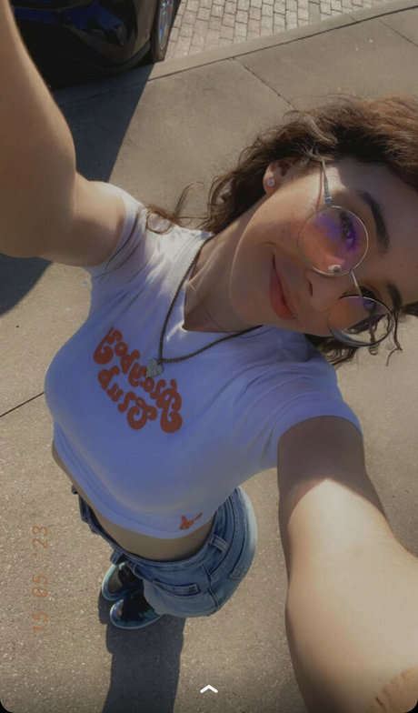 Catlyn Crespo star du porno gratuite des photos