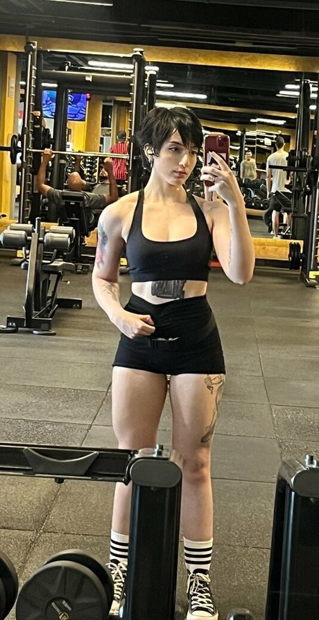 Akemy Sama star du porno hd img