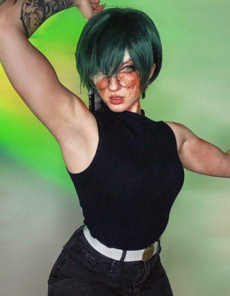 Akemy Sama modèle porno image