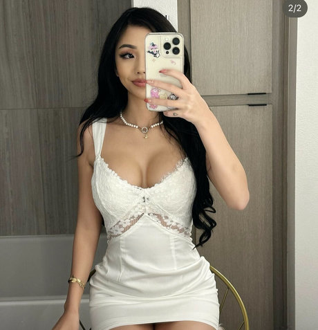 Supcaitlin actrice exclusive photos