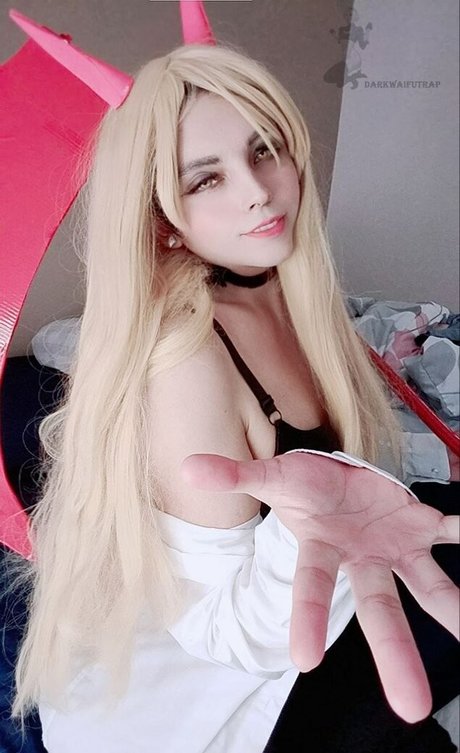 DarkWaifuTrap actrice porno archive